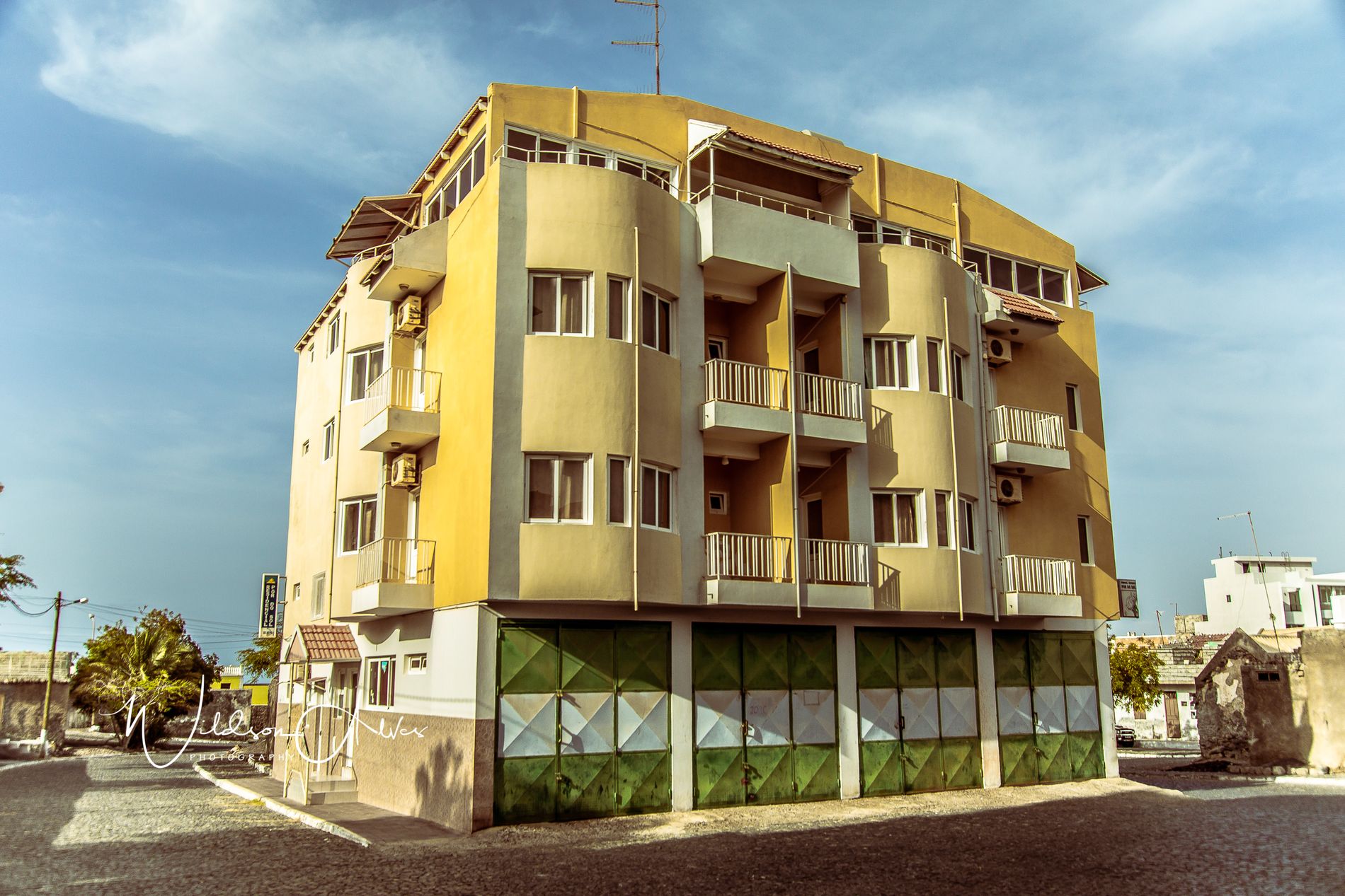 Residencial Restaurante Por do Sol, Fundo Lombo Branco, Porto Novo